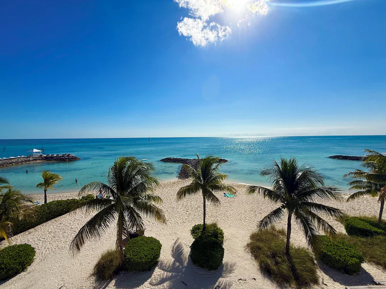 Selected Holiday Experiences+Signature Travel Packages